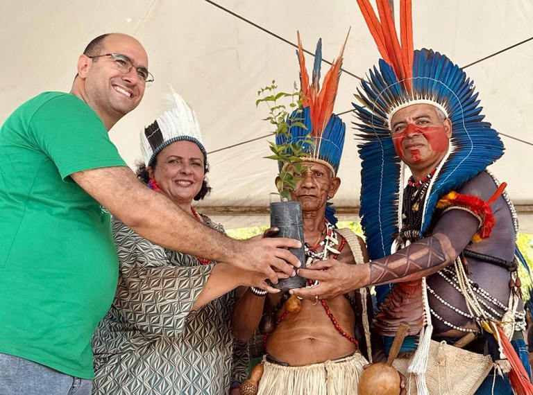 indigenas2025c.jpeg