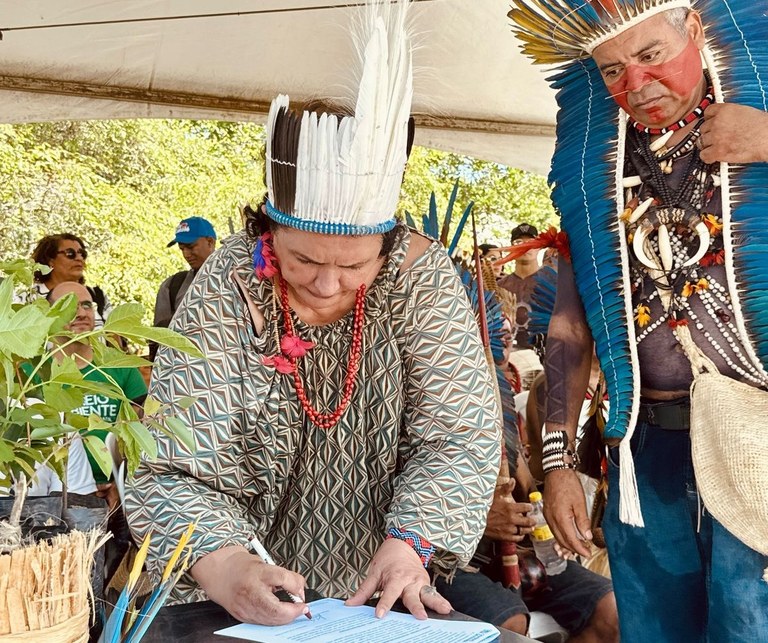 indigenas2025d.jpeg