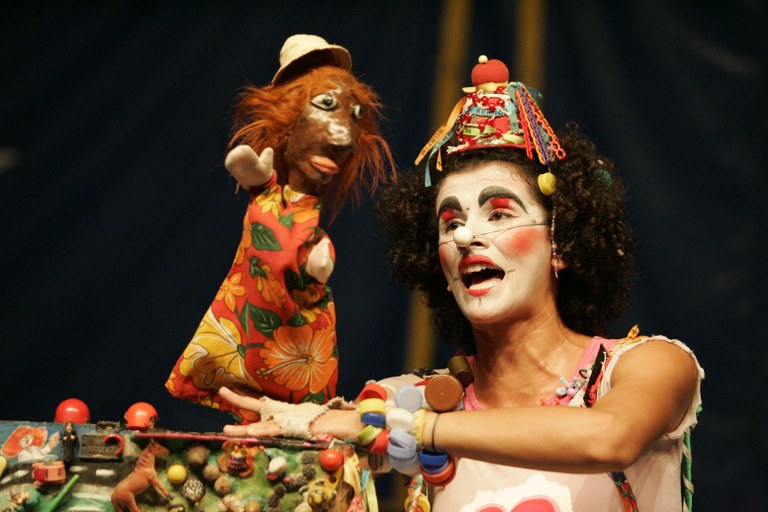 dia-do-teatro-e-circo-PALAHÇA-DECRIPOLOU-TOTEPOU-ODILIA-NUNES1.jpg