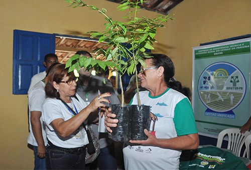 bomfim_ecoprodutivo-fortalece-a-agricultura-familiar-na-paraíba-5.jpg