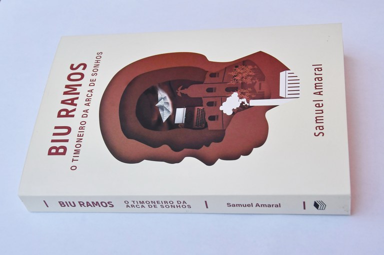 Capa do Livro_Biu Ramos_Crédito ©️ roberto guedes (1).jpg Capa do Livro_Biu Ramos_Crédito ©️ roberto guedes (1).jpg