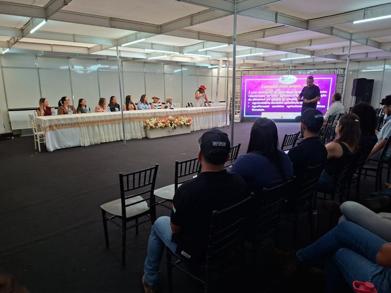 Encontro de Mulheres do Agro 1.jpeg