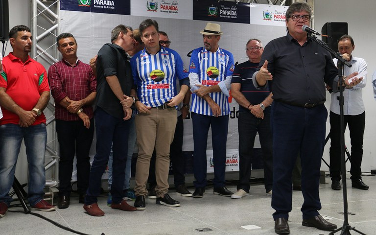 Joao ordem de servico de estrada Cajazeiras foto francisco franca (15).jpg