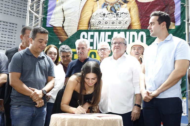 WhatsApp Image 2025-07-18 at 21.07.18-2.jpeg