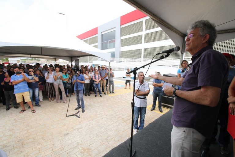 ricardo-inaugura-nova-UEPB-em-monteiro_foto-francisco-franca-17.jpg