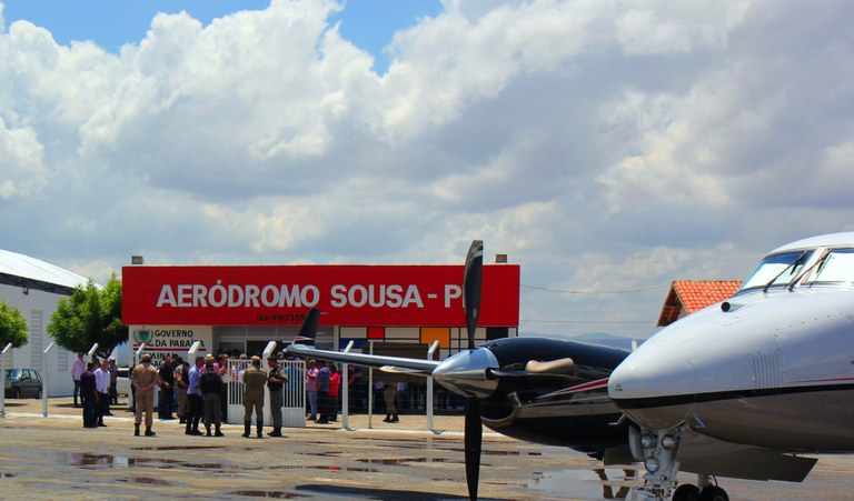 ricardo-entrega-reforma-de-aerodromo-de-sousa-foto-jose-marques-1.jpg