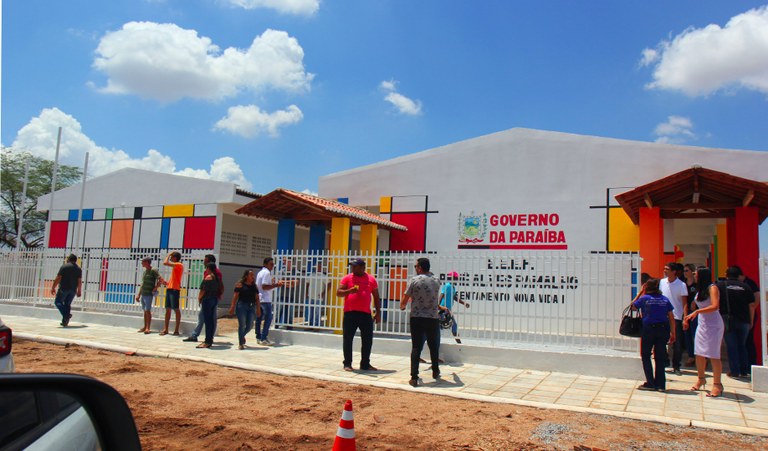 ricardo-inaugura-EEEF-Rene-alves-ramalho-em-aparecida-foto-jose_marques-1.jpg