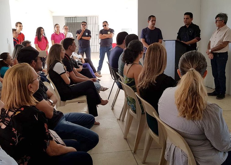 16_09_19 Unidade prisional em Sousa ganha biblioteca comacervo de mil livros (4).jpg