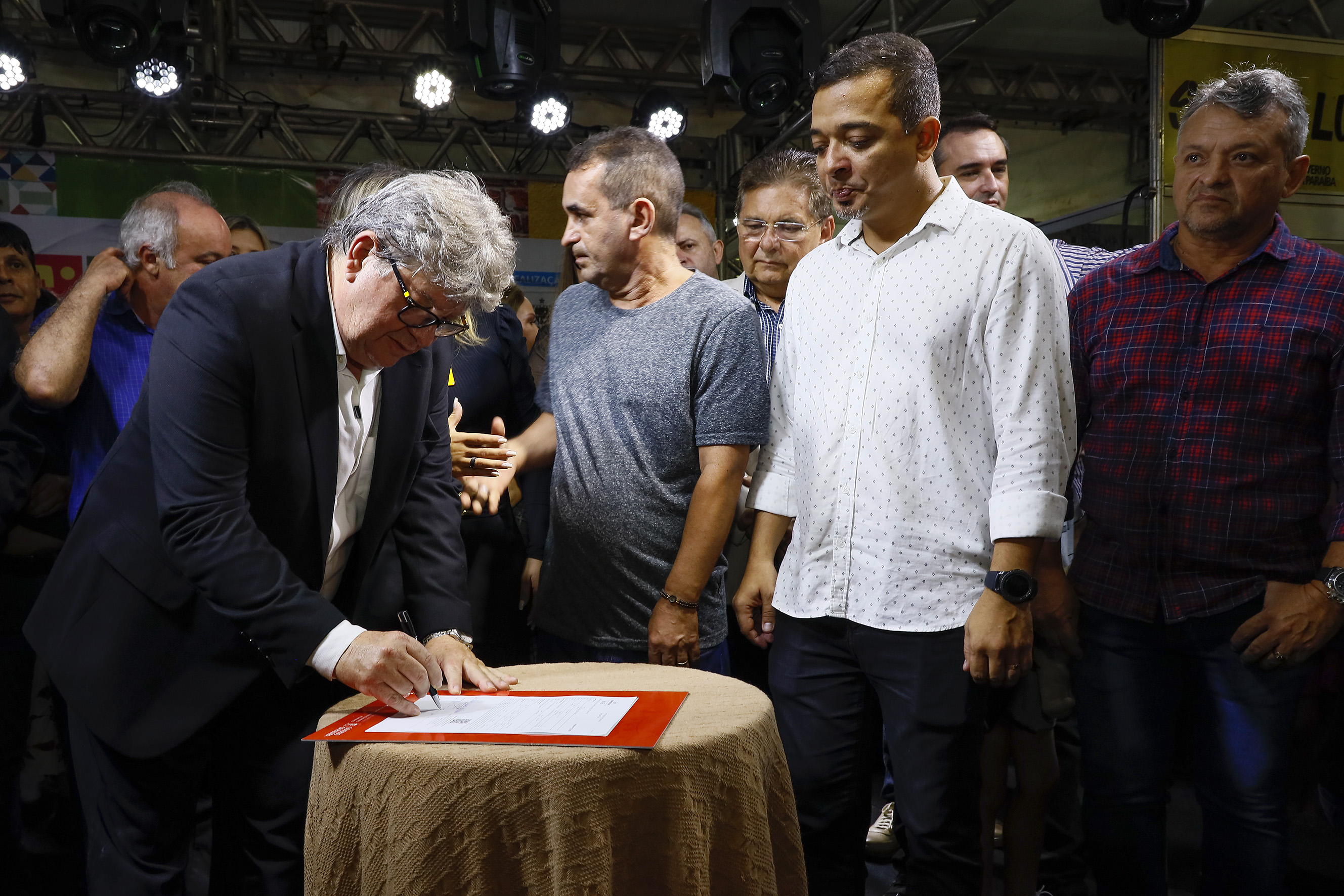 Abertura do Salao de Artesano em CG Foto Francisco França (3).JPG