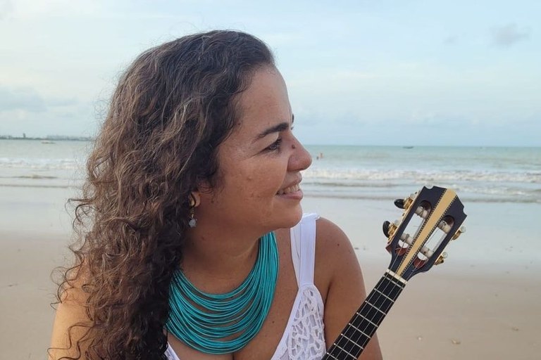 CLARA BIONE1.jpg