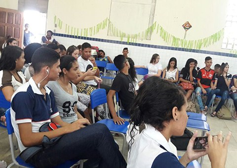 see-eci-luiz-gonzaga-burity-realiza-viagem-pedagogica-e-comemora-pascoa-3.jpg
