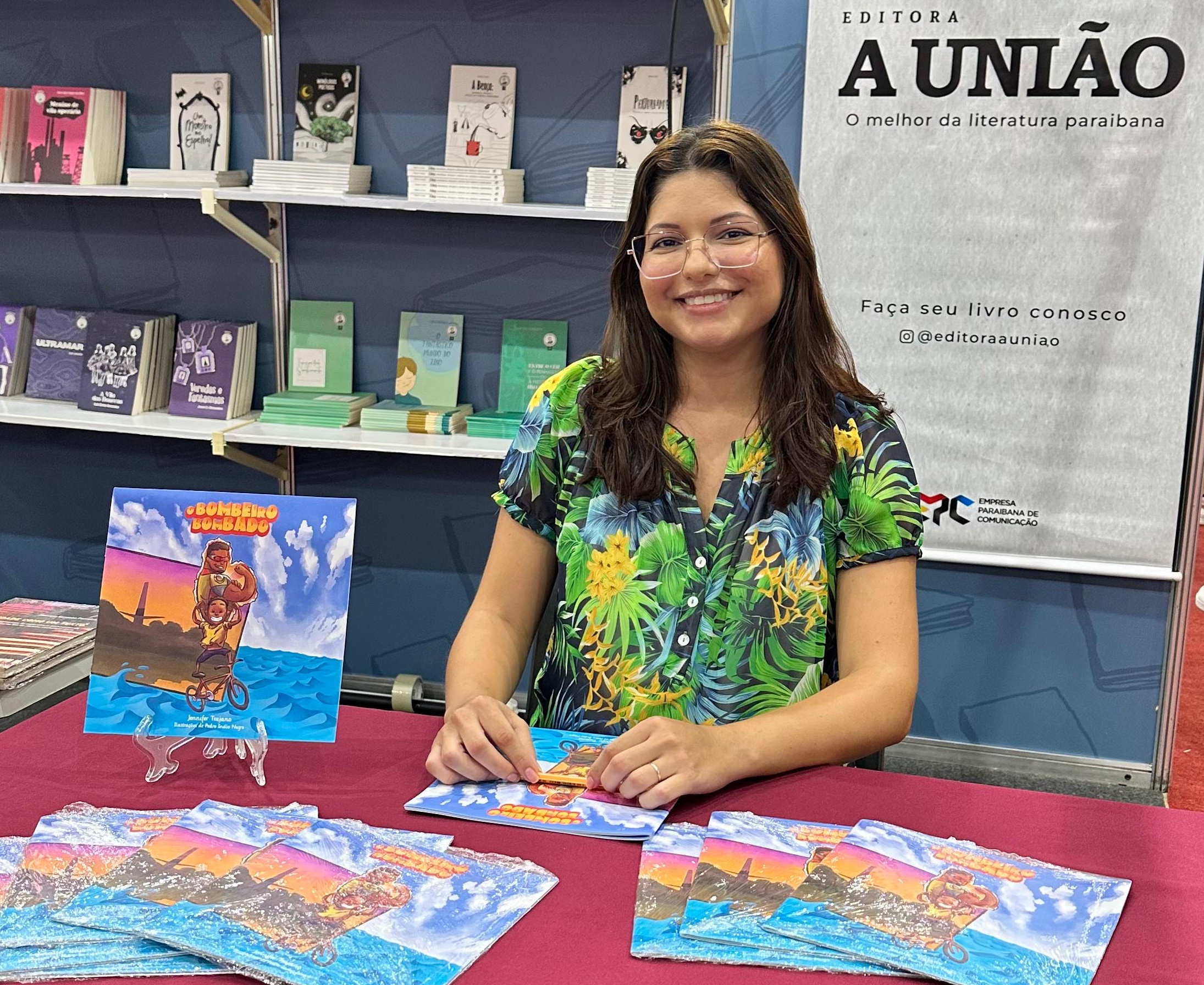 Escritores na Bienal (2).jpeg