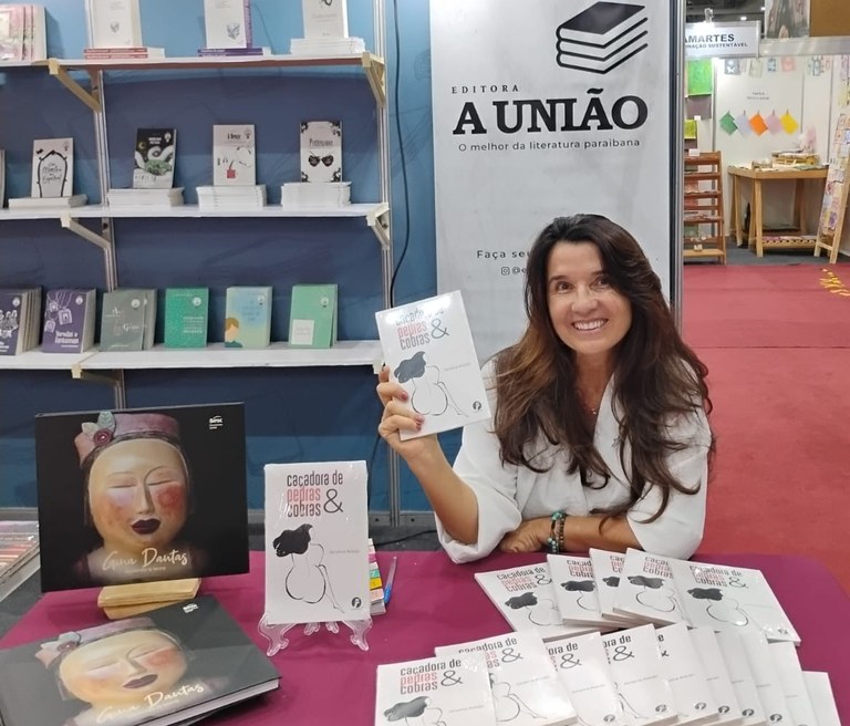 Escritores na Bienal (6).jpeg