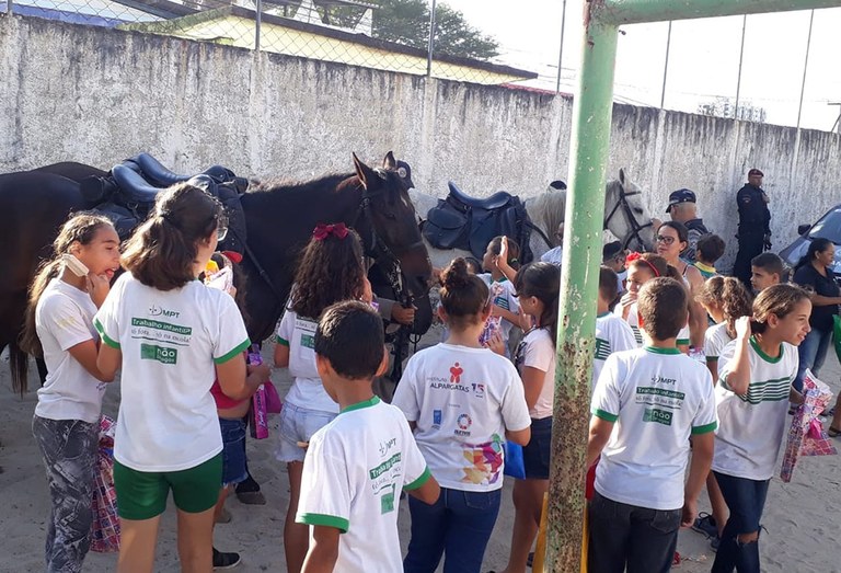 25_10_19 Esquadrão de Polícia Montada (2).jpg