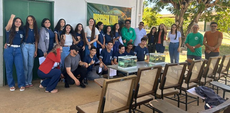 Visita técnica estudnates Estação de Piscicultura 7.jpeg