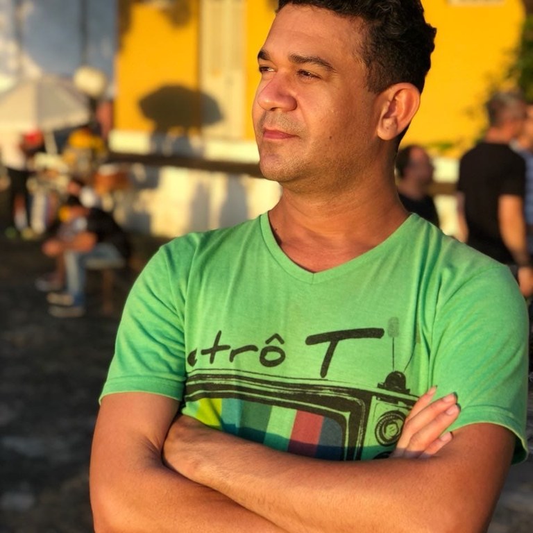 tony silva1.jpg