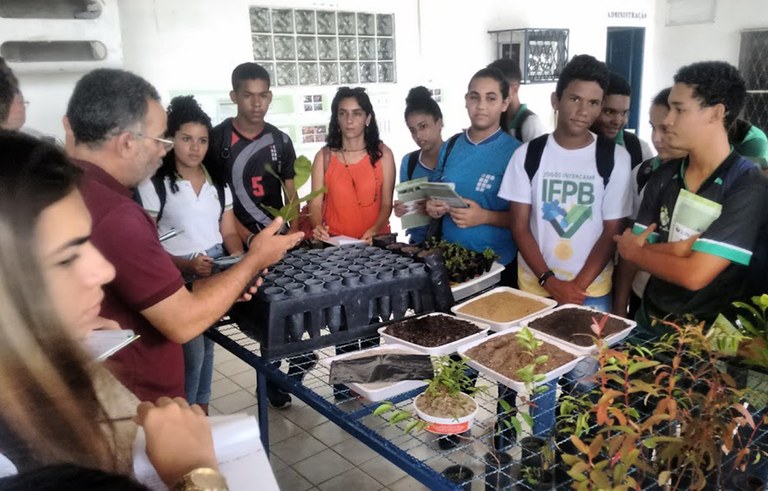 Empaer Semana Nacional de Alimentos Organicos e Meio Ambiente (6).jpg