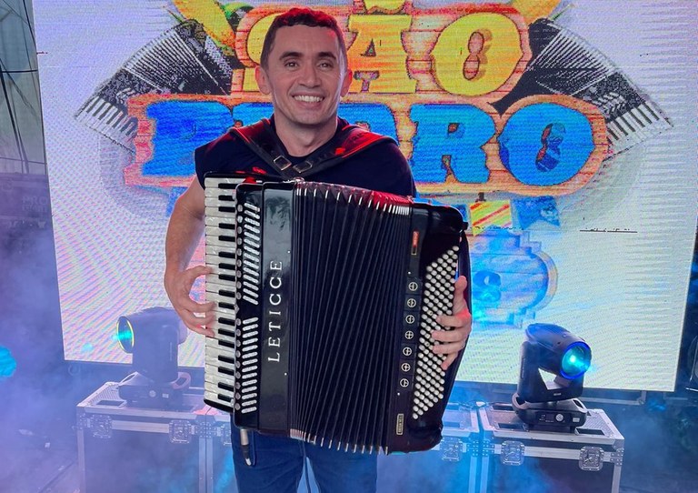 FORROZÃO CHAPEU DE PALHA.jpeg