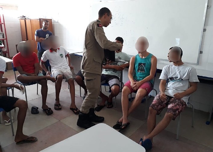 bombeiros ministra primeiros socorros na semiliberdade (2).jpg bombeiros ministra primeiros socorros na semiliberdade (2).jpg