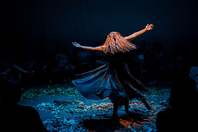 Travessia Foto Thercles Silva 1 (2) - Grupo Graxa de Teatro_portal.jpg