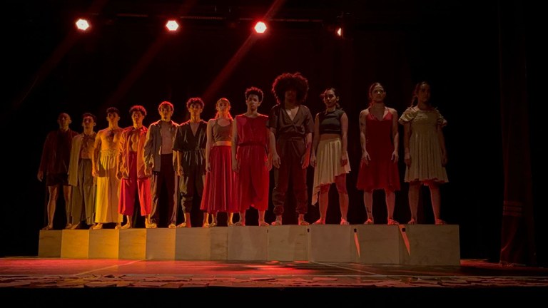 Perene - CIA DE DANÇA MARCELO FIÚZA.jpeg