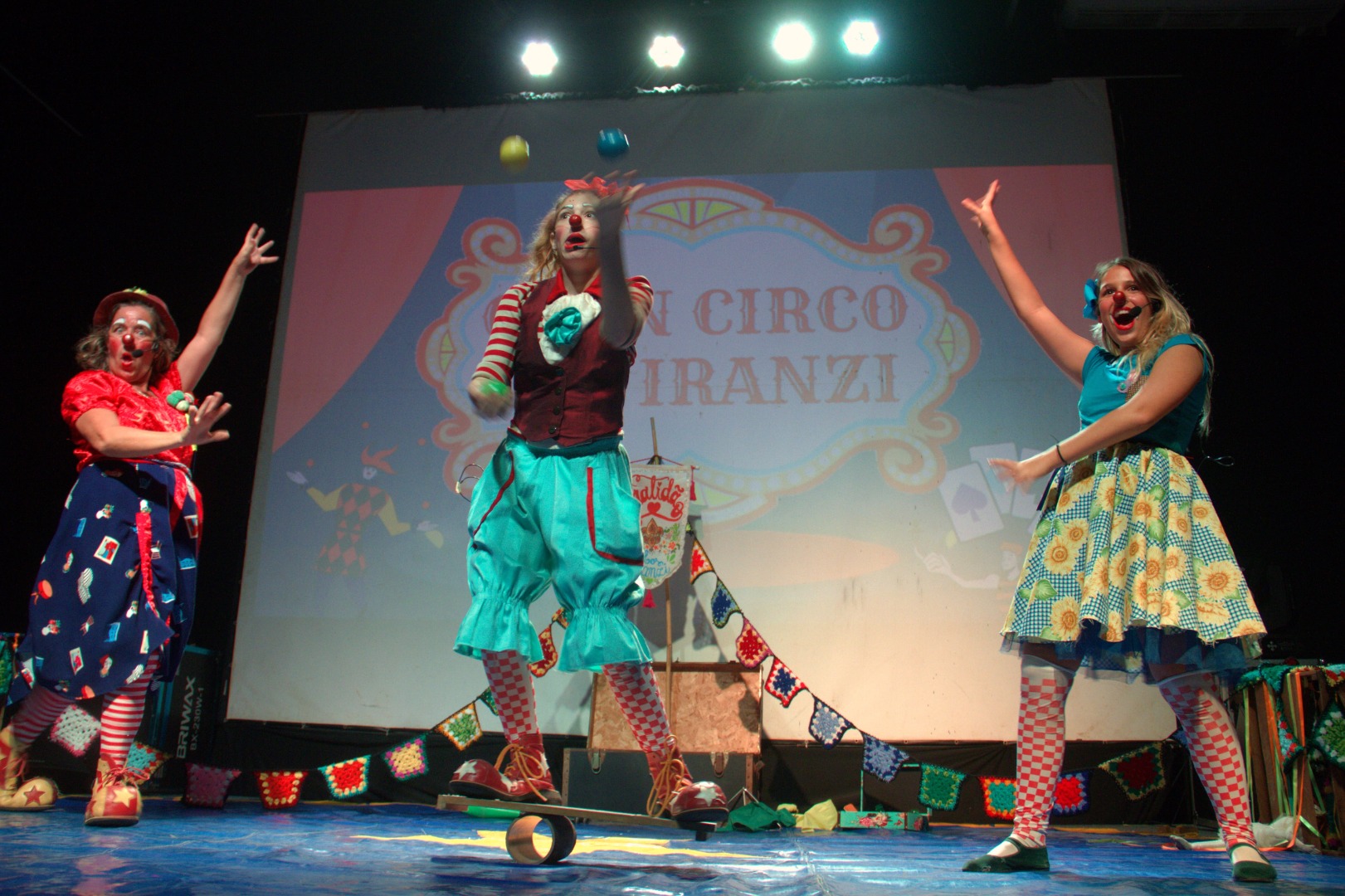 Família Los Iranzi (1).jpg