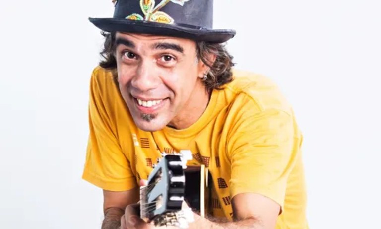 camaleao musical.jpeg