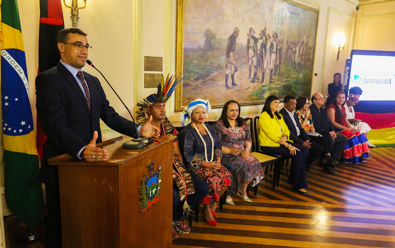 governadora em exercicio lanca plano igualdade racial_foto junior fernandes (7).jpg