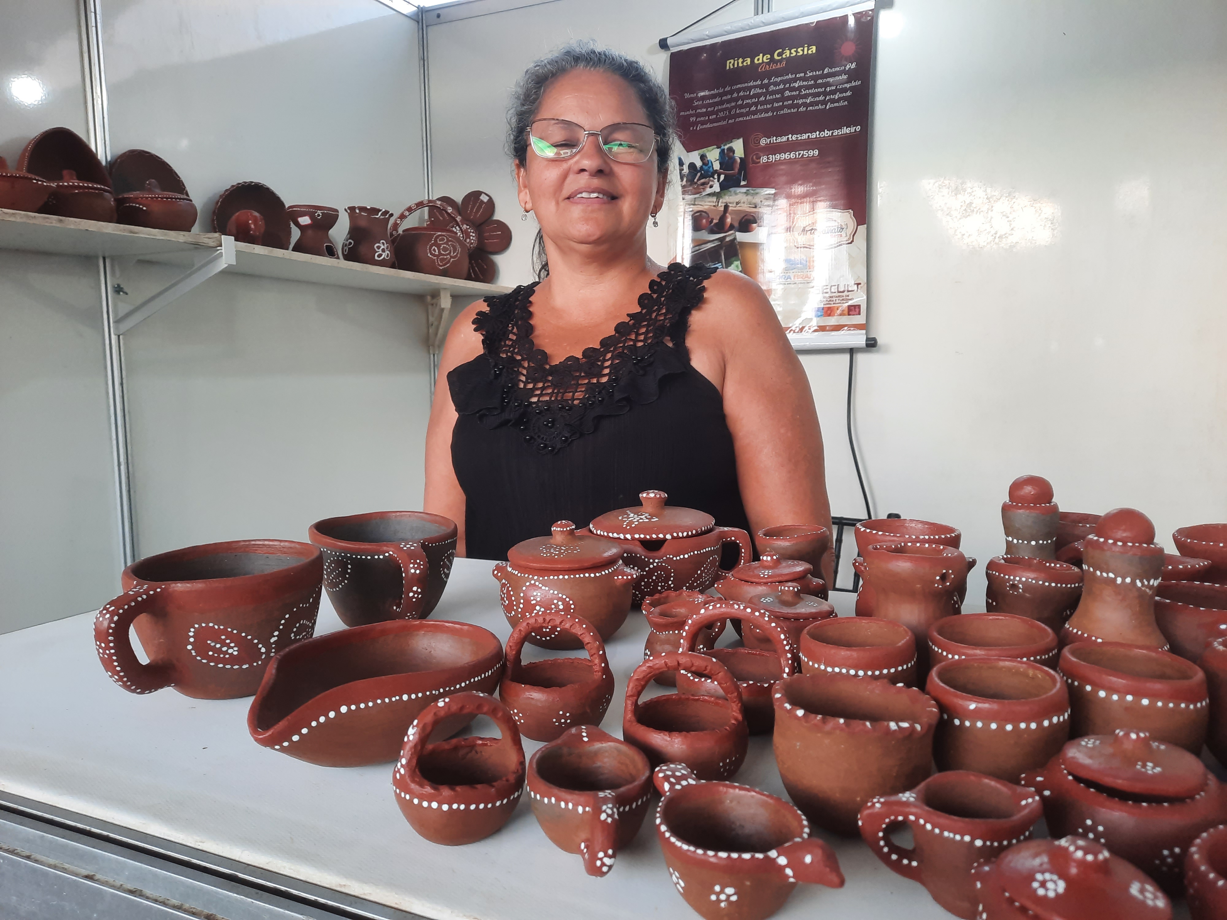 Rita de Cássia Pereira - Artesã.jpg