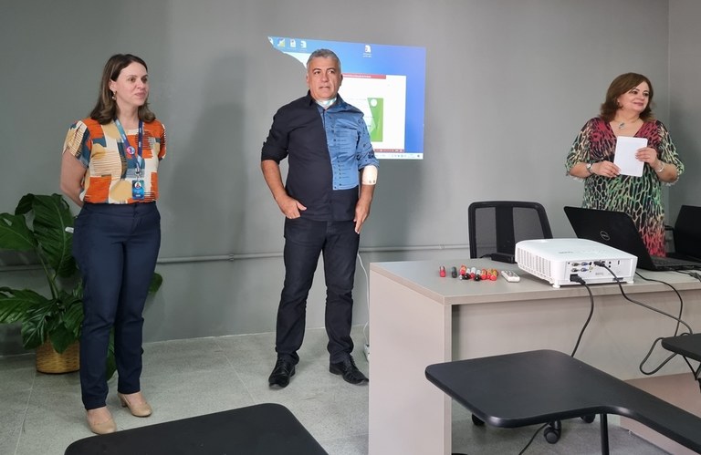 Pos graduacao Aesa dir Joacy no centro.jpg