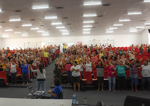 see-curso-de-formacao-para-merendeiras-da-rede-estadual-de-ensino-foto-delmer-rodrigues-2.jpg