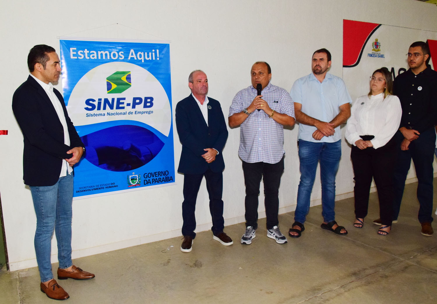 07-02-25 Inauguração do Sine de Princesa Isabel Foto-Alberto Machado (48).JPG