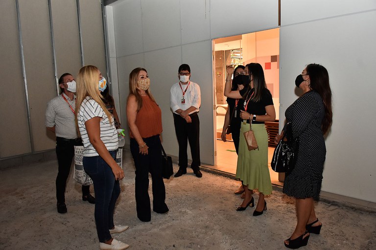 Visita da Primeira-dama ao Ferreira Costa - fotos André Lúcio (2).JPG