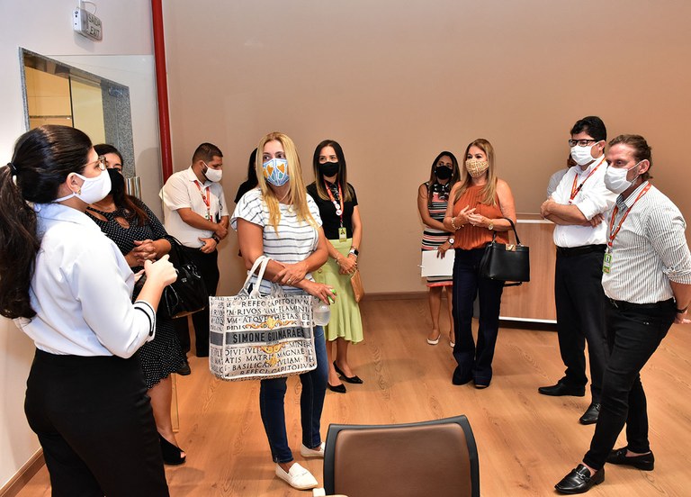 Visita da Primeira-dama ao Ferreira Costa - fotos André Lúcio (8).JPG