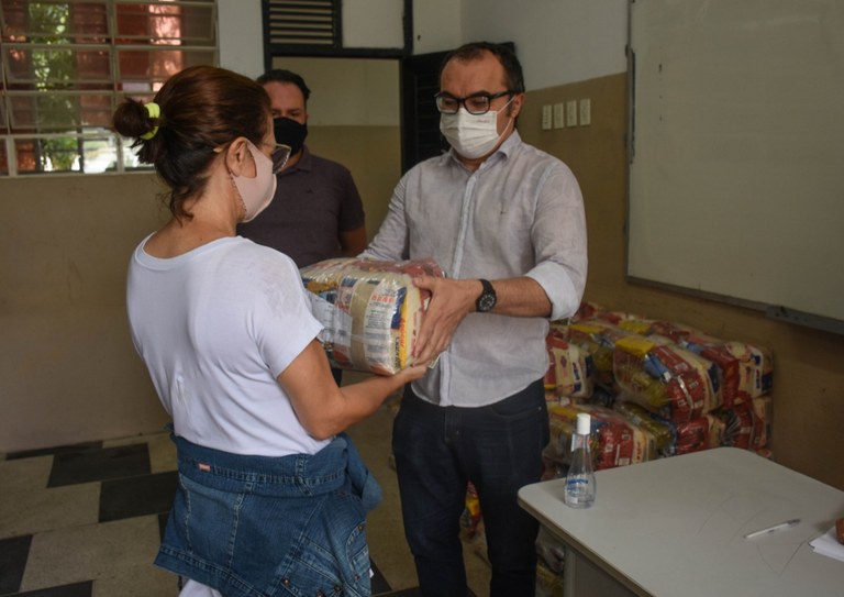 cestas básicas educação_Delmer Rodrigues (1).jpeg