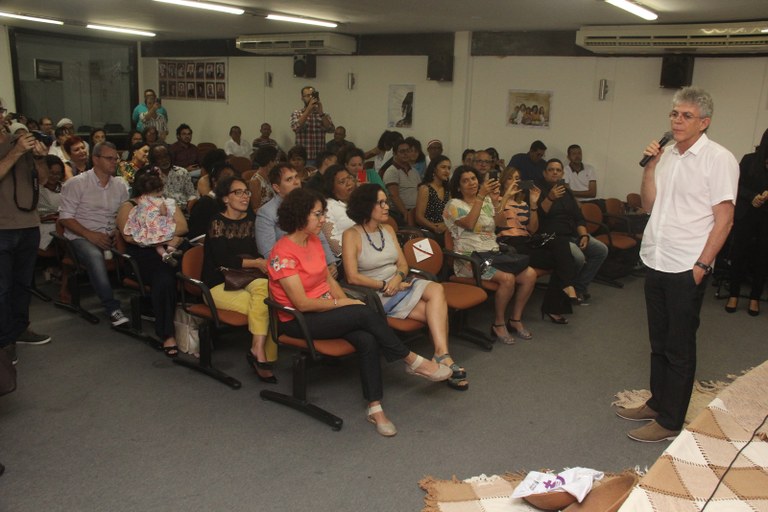 lançamento-documentário2-foto-Alberi-Pontes.jpeg