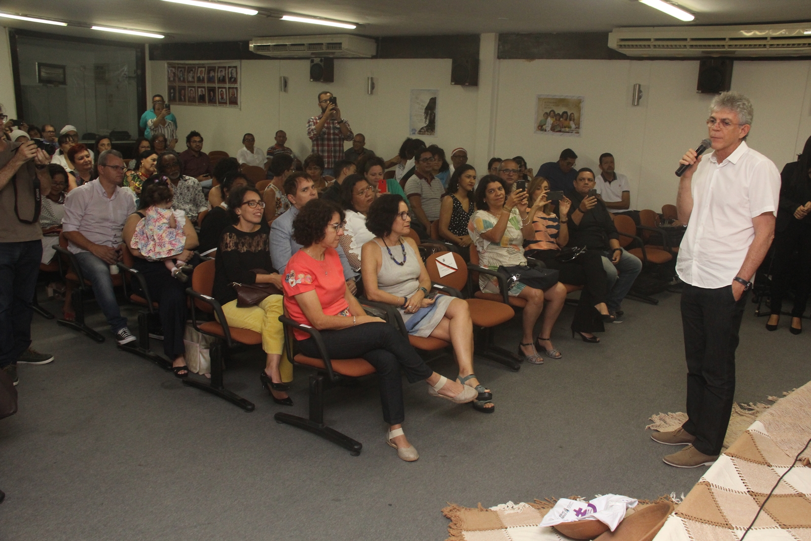 lançamento-documentário2-foto-Alberi-Pontes.jpeg