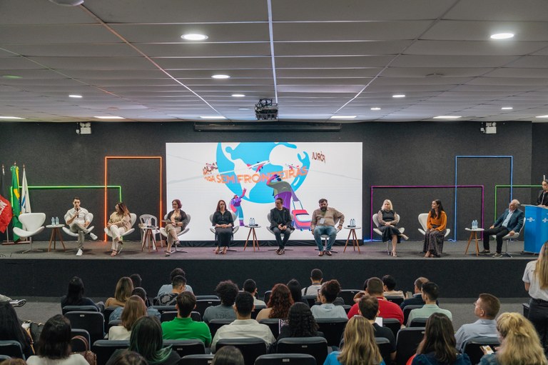 13.08.2025 - II Fórum Paraíba sem Fronteiras - Mateus de Medeiros-57.jpg