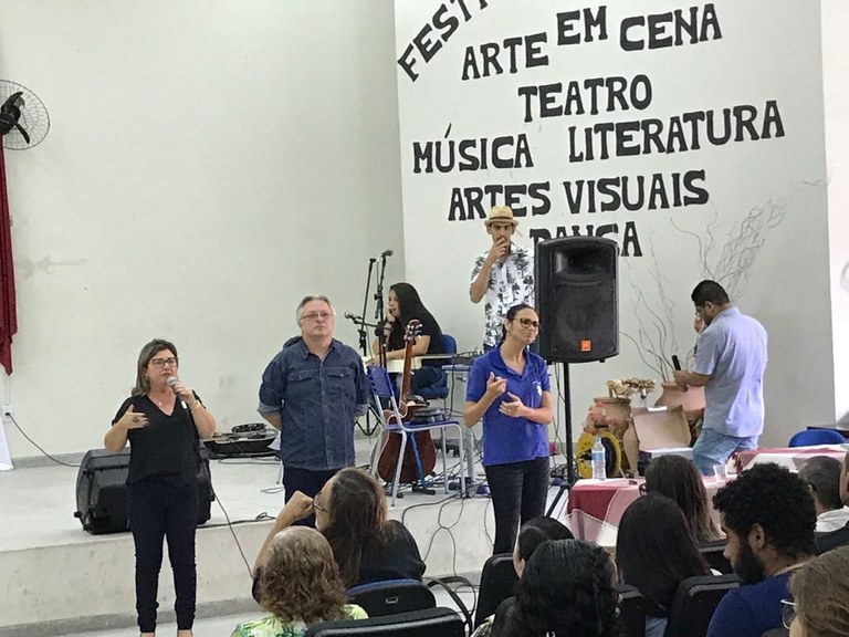 arte-em-cena1.jpg