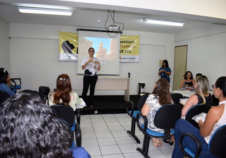 sedh oficinas de acoes estrategicas do programa de erradicacao do trabalho infantil PETI - fotos Luciana Bessa (4).JPG sedh oficinas de acoes estrategicas do programa de erradicacao do trabalho infantil PETI - fotos Luciana Bessa (4).JPG