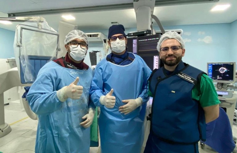 Hemodinâmica de Patos realiza procedimento cardiovascular inédito (2).jpeg