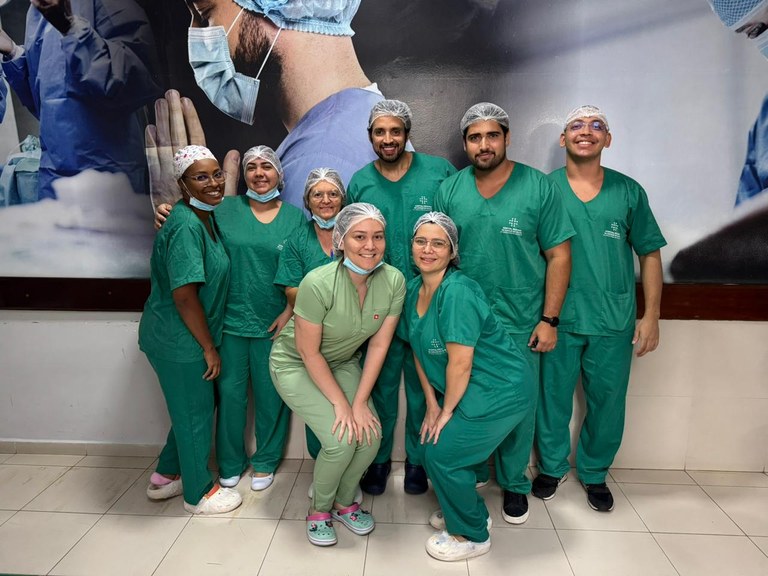 Equipe responsável pelos procedimentos.jpg