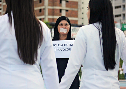 ses-hosp-trauma-comemora-dia-da-mulher-foto-ricardo-puppe-5.jpg