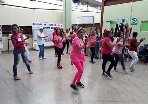 ses-hosp-de-trauma-atividade-do-outubro-rosa-4.jpg