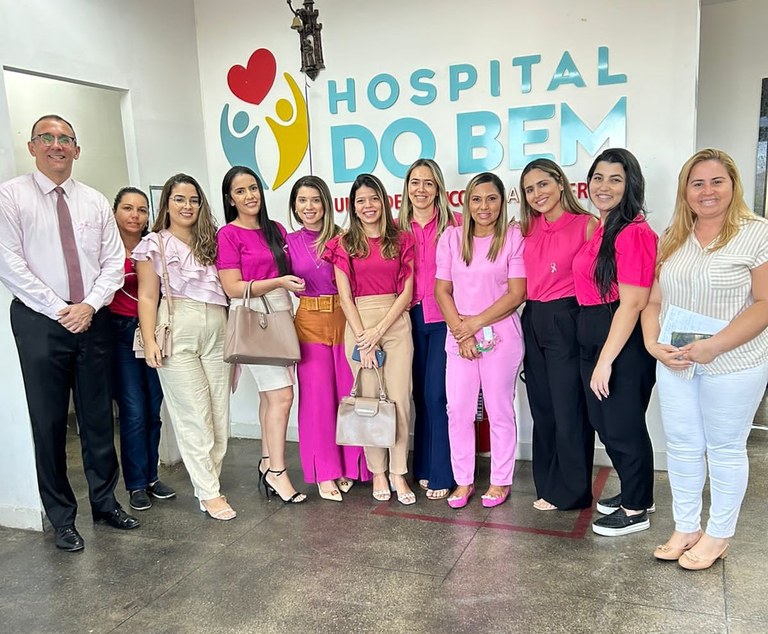 A equipe da OAB Patos que participou da ação no Hospital do Bem.jpg