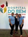 As meninas da recepçao com Maria Eliane.JPG