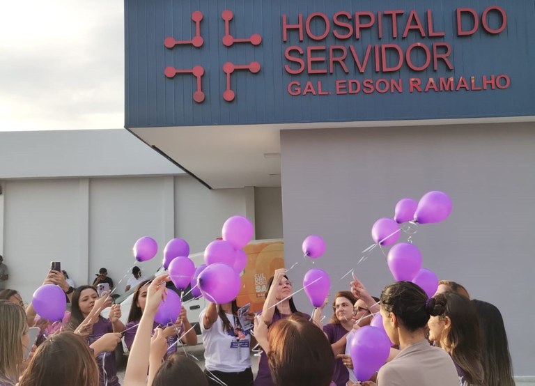 Balões_novembro roxo (4).jpg