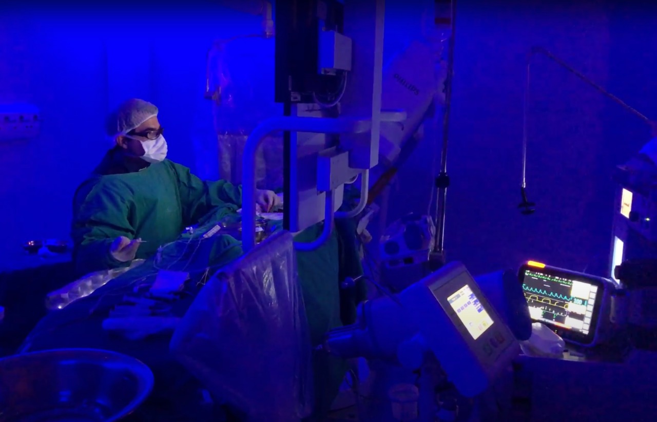 Técnica inovadora para o tratamento de MAV salva paciente no Hospital Metropolitano.jpeg