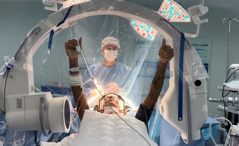 Hospital Metropolitano oferece atendimento a pacientes com Parkinson e realiza cirurgias 2.jpeg