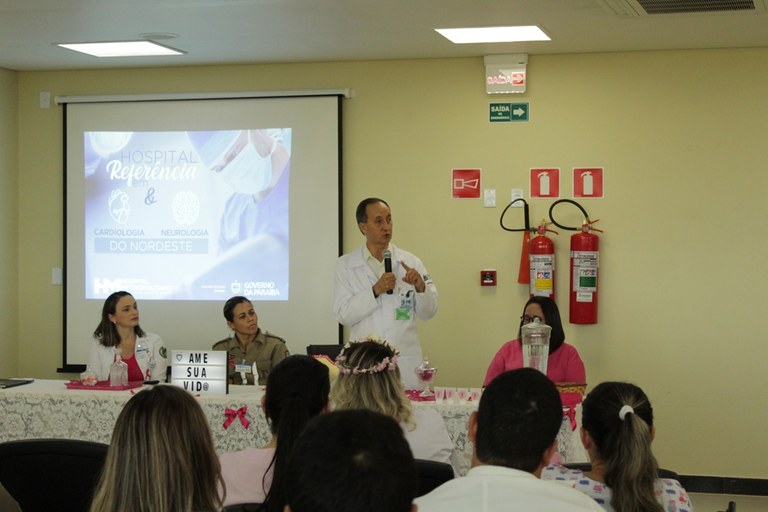outubro rosa-metropolitano2.JPG